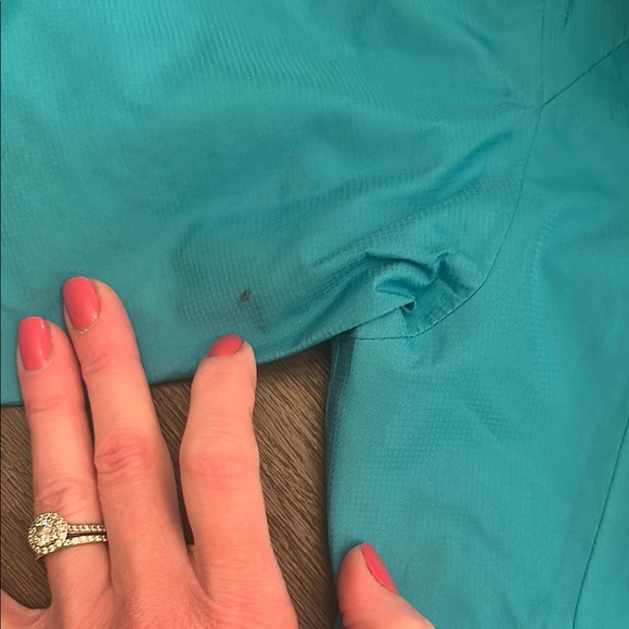 L.L. Bean Turquoise Hooded Jacket - Picture 3 of 6